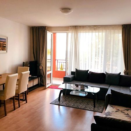 Beautiful Apartment Right By The Sea, Sveti Vlas Exterior foto