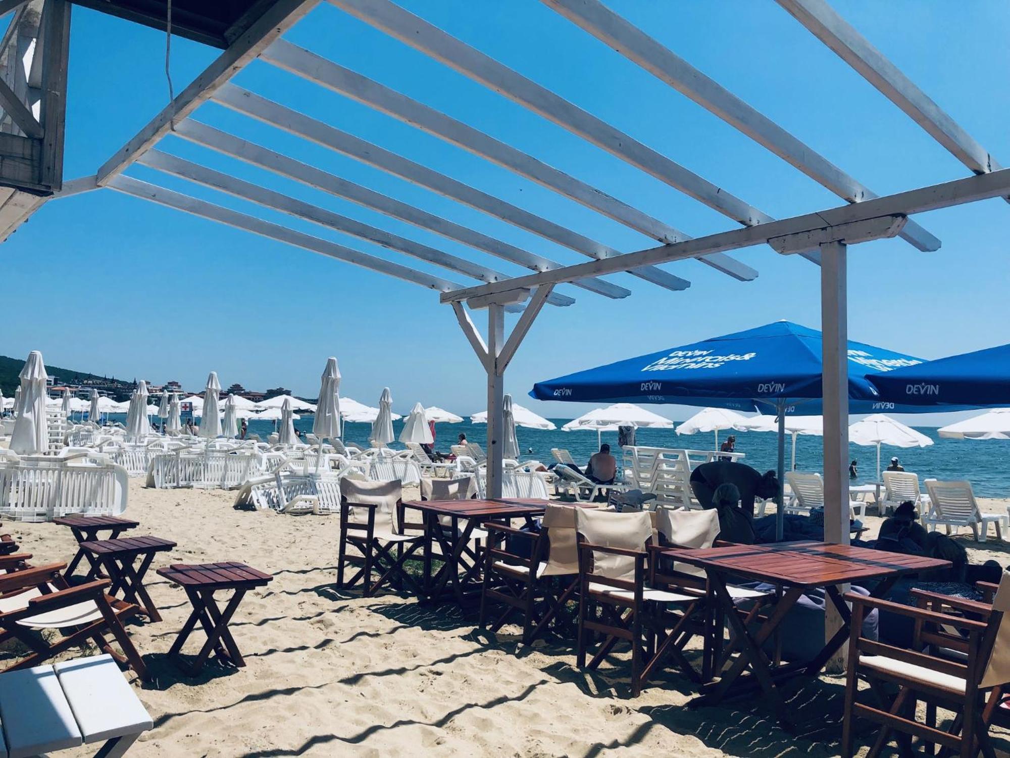 Beautiful Apartment Right By The Sea, Sveti Vlas Exterior foto
